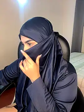 Snapshot of haddy_ss chatting on 10.18.25 haddy ss online show from 10.18.25