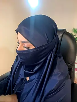 Snapshot of haddy_ss chatting on 11.05.25 haddy ss online show from 11.05.25