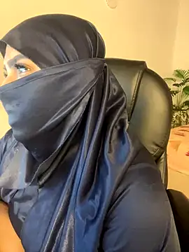 Snapshot of haddy_ss chatting on 11.25.25 haddy ss online show from 11.25.25