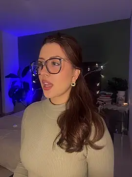 EmaSaenz online show from 04.16.26