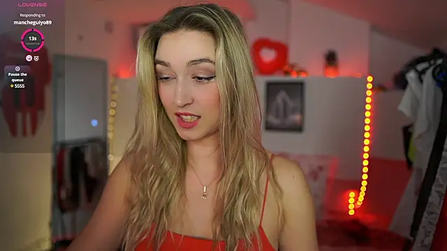 Alexis   Texas online show from 03.04.25