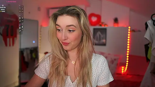 Alexis   Texas online show from 03.08.25