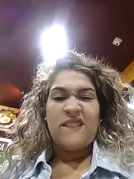 Sara smiiith211 online show from 12.20.24