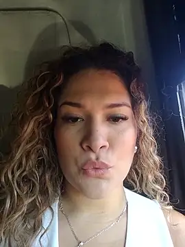 Sara smiiith211 online show from 10.05.25