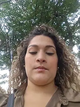 Sara smiiith211 online show from 10.17.25