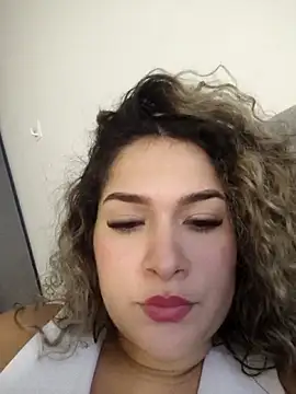 Sara smiiith211 online show from 05.19.26
