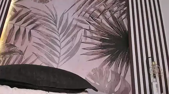 Samaantha-White online show from 01.22.25