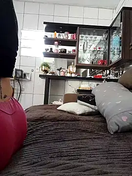 Snapshot of marcialoira chatting on 09.24.25 marcialoira online show from 09.24.25