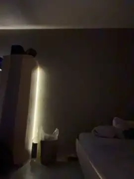 Bennyben8604 online show from 04.19.26