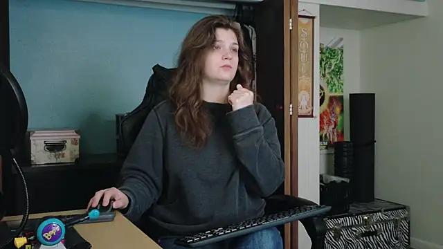 TreeJeanne online show from 09.08.25