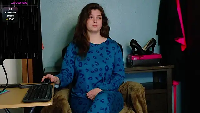 TreeJeanne online show from 10.08.25