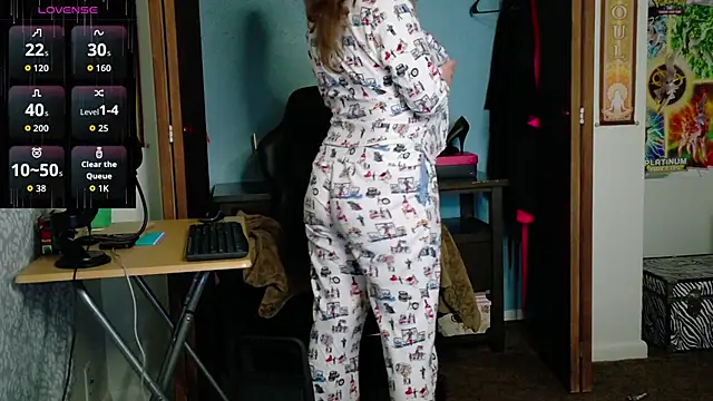 TreeJeanne online show from 10.11.25