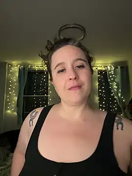 sylviahhh online show from 01.31.25