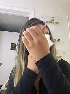 Snapshot of _Emma_Valka chatting on 02.01.25 Emma Valka online show from 02.01.25