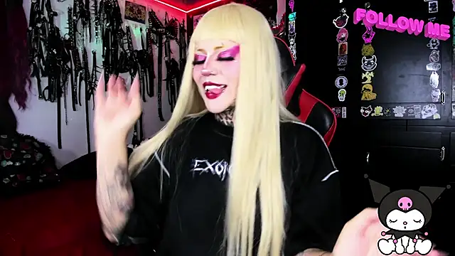 Snapshot of jannaink_ chatting on 10.10.25 jannaink online show from 10.10.25