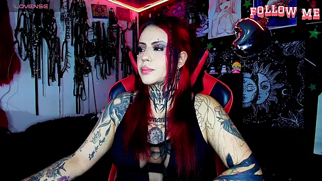 Snapshot of jannaink_ chatting on 12.13.25 jannaink online show from 12.13.25