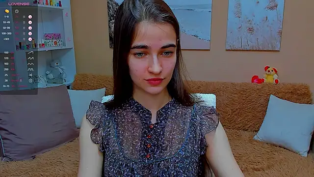 Snapshot of AstoriyaNight chatting on 02.08.25 AstoriyaNight online show from 02.08.25