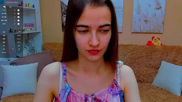 Snapshot of AstoriyaNight chatting on 02.22.25 AstoriyaNight online show from 02.22.25