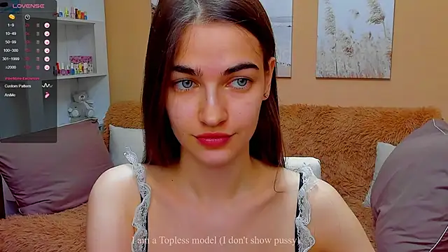 Snapshot of AstoriyaNight chatting on 03.22.25 AstoriyaNight online show from 03.22.25