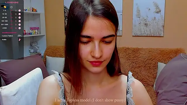 Snapshot of AstoriyaNight chatting on 03.22.25 AstoriyaNight online show from 03.22.25