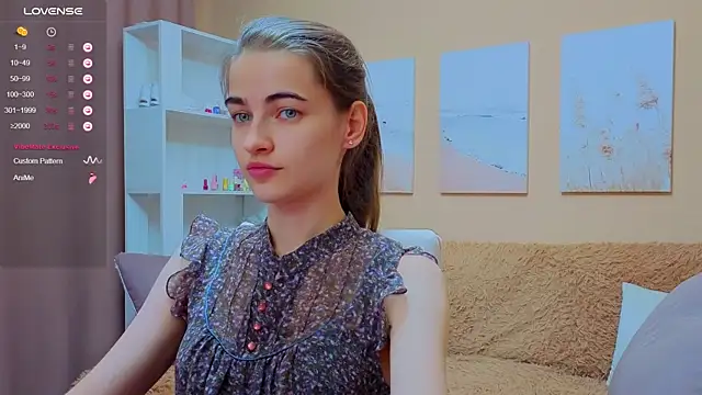 Snapshot of AstoriyaNight chatting on 09.10.25 AstoriyaNight online show from 09.10.25