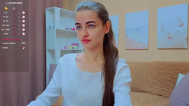 Snapshot of AstoriyaNight chatting on 09.23.25 AstoriyaNight online show from 09.23.25