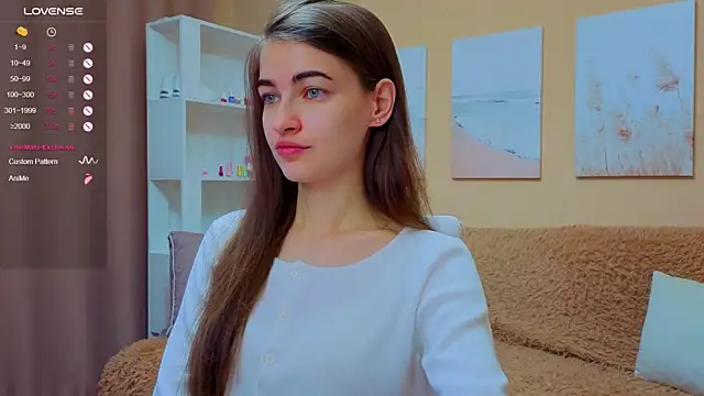 Snapshot of AstoriyaNight chatting on 09.25.25 AstoriyaNight online show from 09.25.25