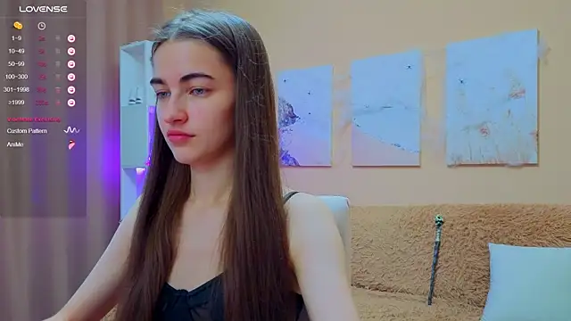 Snapshot of AstoriyaNight chatting on 11.02.25 AstoriyaNight online show from 11.02.25