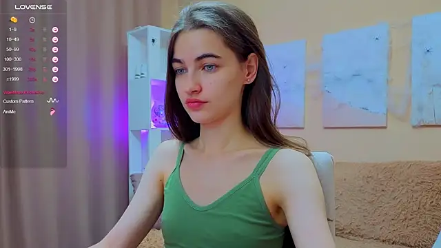 Snapshot of AstoriyaNight chatting on 11.09.25 AstoriyaNight online show from 11.09.25