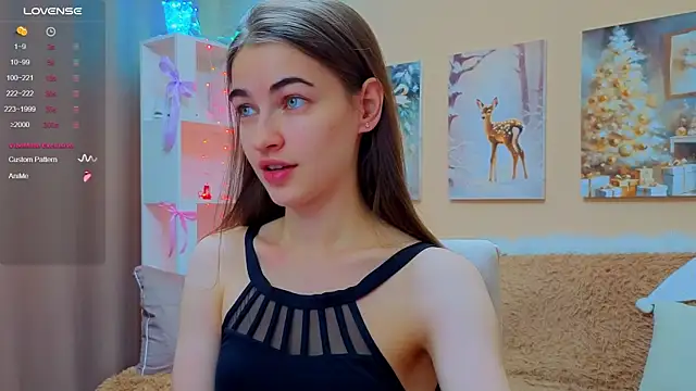 Snapshot of AstoriyaNight chatting on 12.04.25 AstoriyaNight online show from 12.04.25