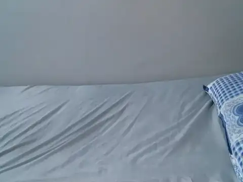 femaqueen online show from 10.21.25