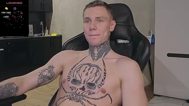 Snapshot of Lechery_boy chatting on 12.17.24 Lechery boy online show from 12.17.24