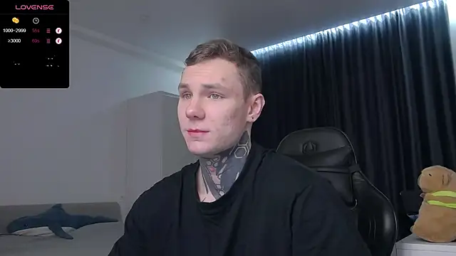 Snapshot of Lechery_boy chatting on 02.04.25 Lechery boy online show from 02.04.25