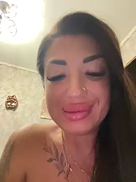 Snapshot of RuslanaXX chatting on 02.06.26 RuslanaXX online show from 02.06.26