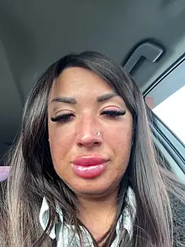 Snapshot of RuslanaXX chatting on 03.01.26 RuslanaXX online show from 03.01.26