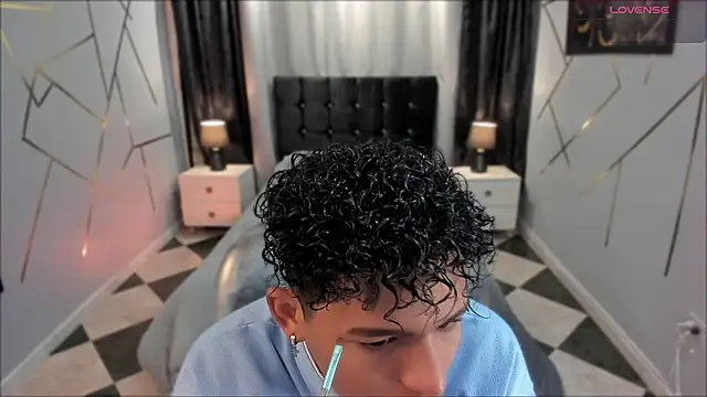 Noah Smith04 online show from 02.24.25