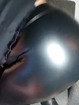 Snapshot of BecciDeluxe chatting on 03.17.26 BecciDeluxe online show from 03.17.26