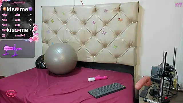 cleopatraa online show from 04.20.26