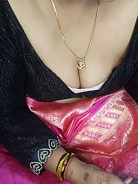 Snapshot of Sona_sonam chatting on 02.18.25 Sona sonam online show from 02.18.25