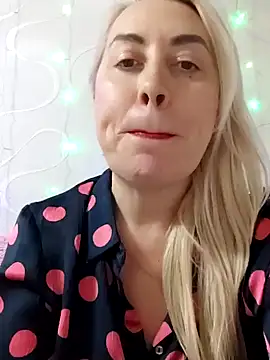 HotJanet online show from 01.08.25