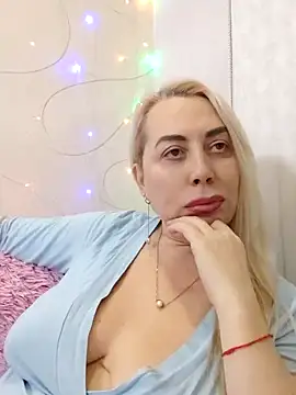 HotJanet online show from 01.09.25