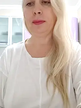 HotJanet online show from 02.06.25