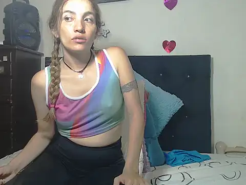 Snapshot of valerivegass chatting on 09.08.25 valerivegass online show from 09.08.25