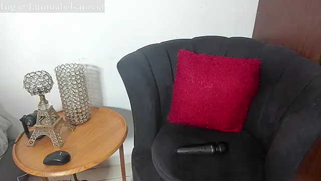 Snapshot of mabelsaravia chatting on 11.28.25 mabelsaravia online show from 11.28.25