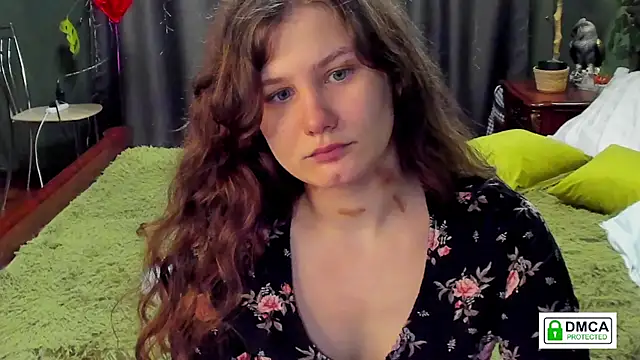 Snapshot of Charlotte_wow chatting on 02.28.25 Charlotte wow online show from 02.28.25