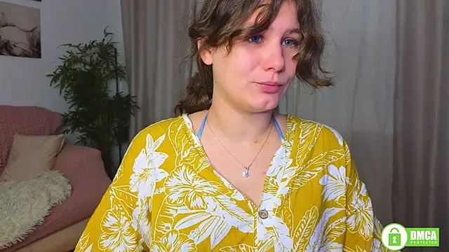 Snapshot of Charlotte_wow chatting on 10.30.25 Charlotte wow online show from 10.30.25