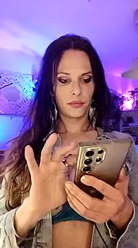 Luna Kitanna online show from 03.21.25