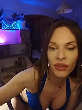 Luna Kitanna online show from 05.23.26