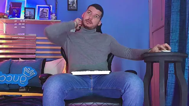 Snapshot of HenryBenso chatting on 12.05.24 HenryBenso online show from 12.05.24