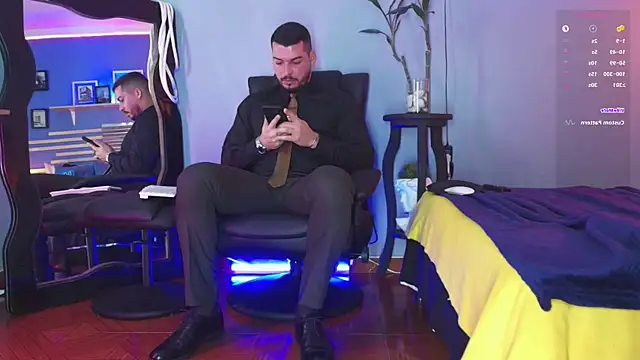 Snapshot of HenryBenso chatting on 12.18.24 HenryBenso online show from 12.18.24